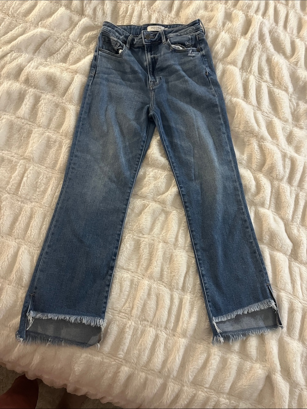 Women’s Blue Raw-Hem Jeans